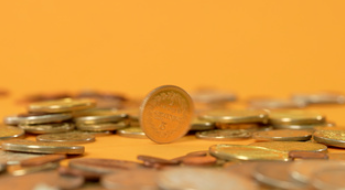 降息窗口暂闭?美联储大鹰派发声:未来几个月